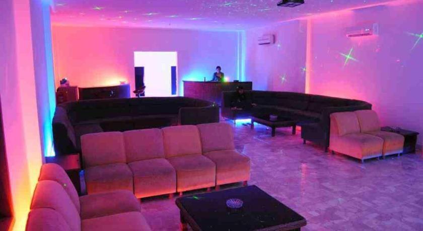 77 Sunset Plaza Cisolok Exterior foto